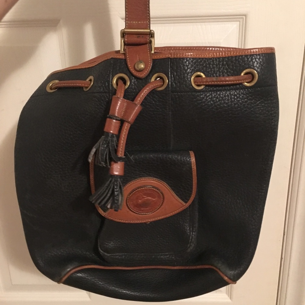 Vintage AWL Dooney and Bourke sling cinch bag